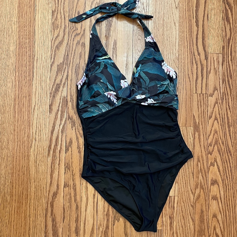 Tropical Floral Halter One-Piece Swimsuit - Tummy Control - Size Large NWOT